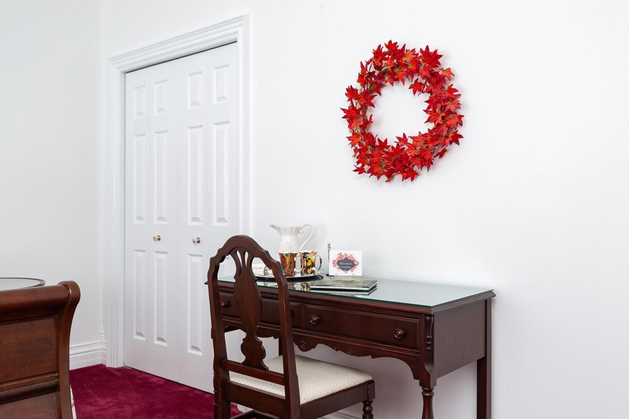 Greystone On Golden Lake Deacon Room photo