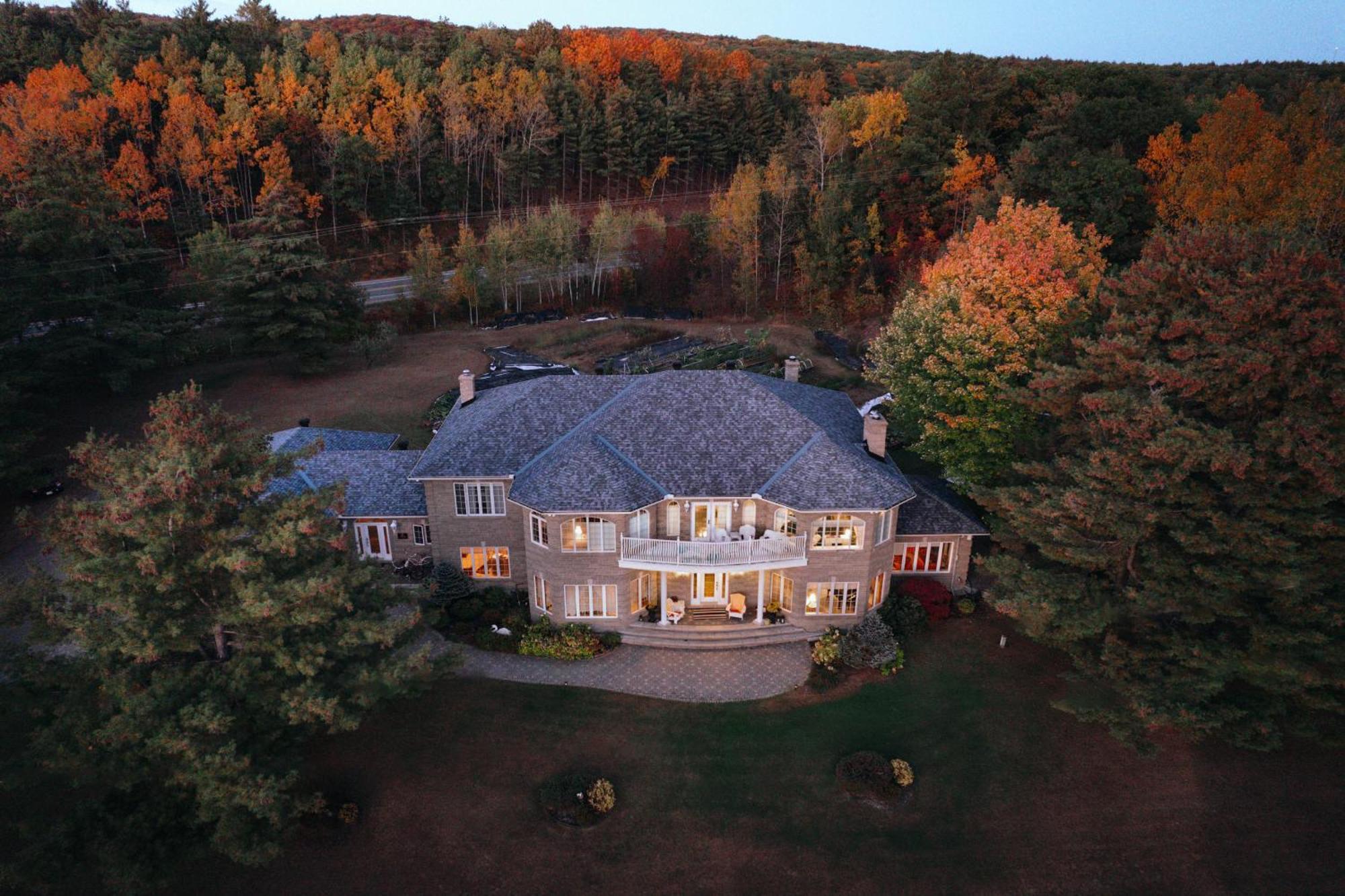 Greystone On Golden Lake Deacon Exterior photo